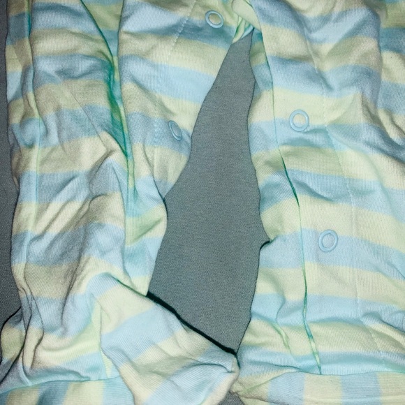 Carter’s Footed Sleeper - Picture 4 of 5